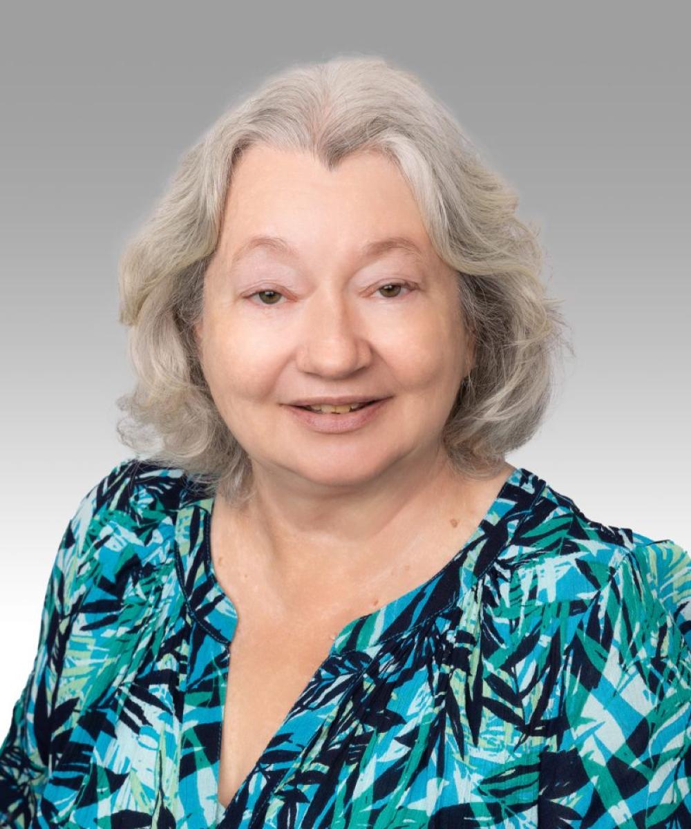 LaDonna | Marketing Associate | Latitude Wealth Management